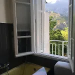 1er Consul Sas A Bussinca