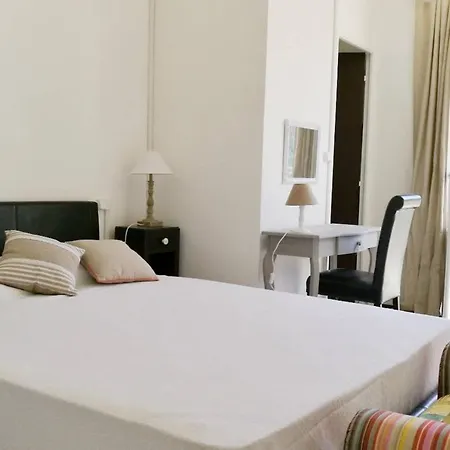 1er Consul Sas A Bussinca 3* Bocognano