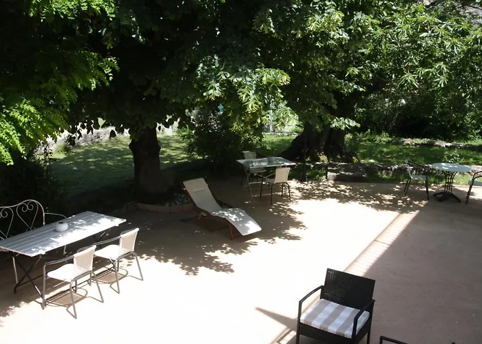 1er Consul Sas A Bussinca 3* Bocognano