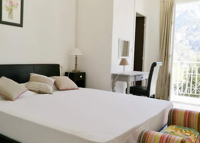 1er Consul Sas A Bussinca 3* Bocognano